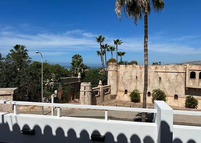 Jane Malibu Park Апартаменты