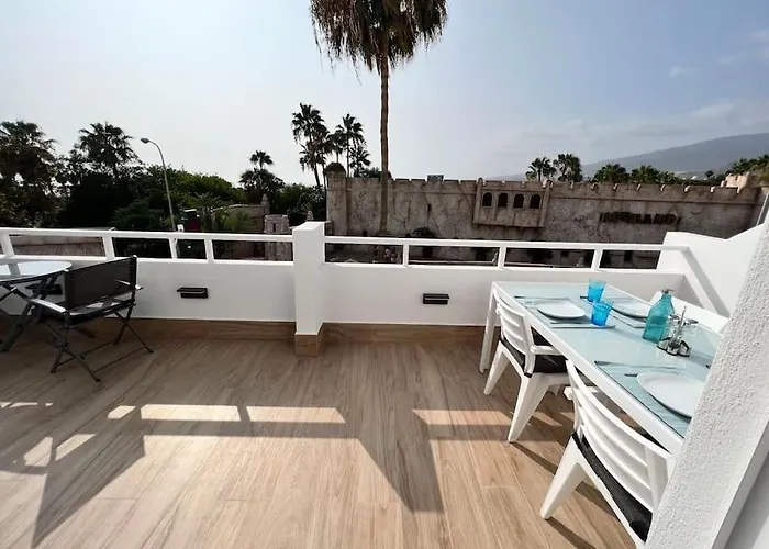 Jane Malibu Park Адехе