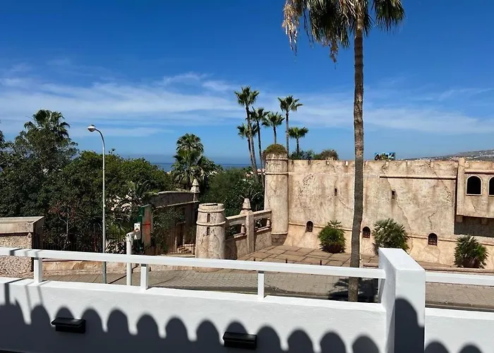 Jane Malibu Park Адехе